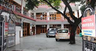 Mayank Hotel