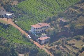 Eadenz valley view cottage